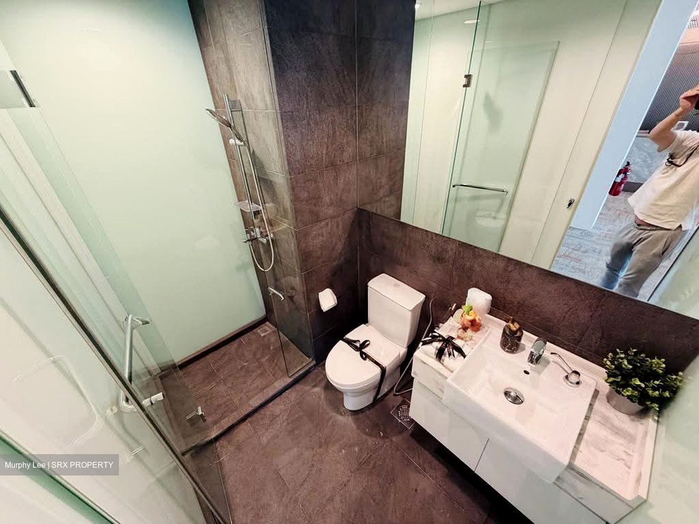 Arc 380 (D8), Office #639373571